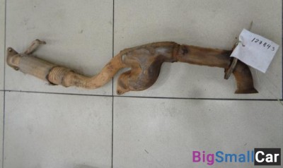 Приемная труба глушителя от Ford Escape 2000-2006