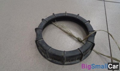 Гайка крепления топливного насоса от Ford Focus 2 2004-2008