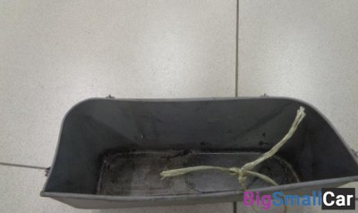 Ящик для инструментов от Volvo S40 1995-2004