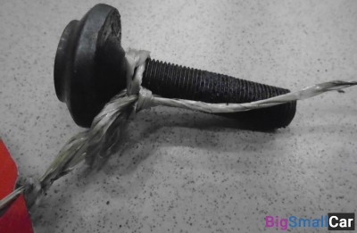 Болт крепления ступицы передней от Audi A8 D3 2002-2010