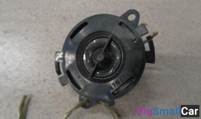 Динамик высокочастотный в торпедо от Peugeot 307  2001-2008