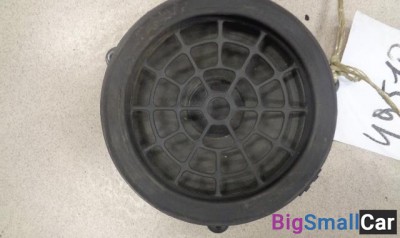 Динамик от Mercedes-Benz C-class W203 2000-2007