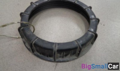 Гайка крепления топливного насоса от Ford Focus 2 2008-2011