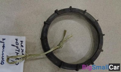 Гайка крепления топливного насоса от Peugeot Partner M59 2002-2011