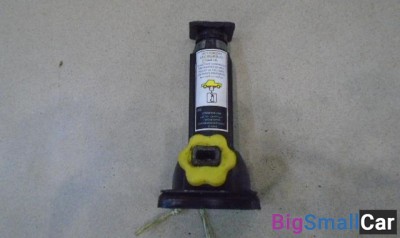 Домкрат от Honda Pilot 2008-2015