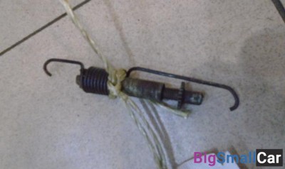 Планка распорная тормозного механизма правая от Toyota Camry V30, XV10 1990-1994 - купить Батайске