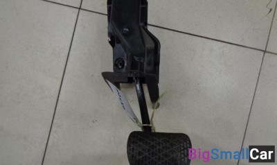 Педаль тормоза от Mercedes-Benz S-Class W220 1998-2005 - купить Батайске