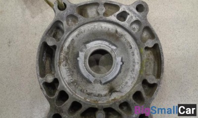 Опора переднего амортизатора от Porsche Cayenne 2002-2010 - купить Батайске