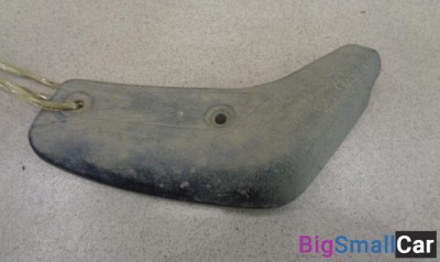 Брызговик передний правый от Mitsubishi Mirage 5 1995-2003 - купить Батайске