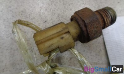 Датчик давления масла ДВС от Ford Explorer U152 2001-2005 - купить Батайске