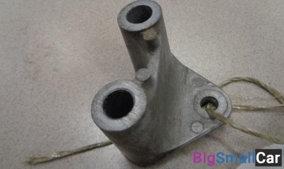 Кронштейн двигателя задний от Mazda 6 GG 2002-2007 - купить Батайске