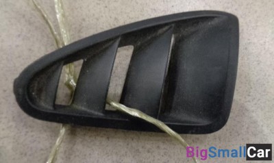 Дефлектор воздушный правый от Mazda 3 BK 2003-2009 - купить Батайске