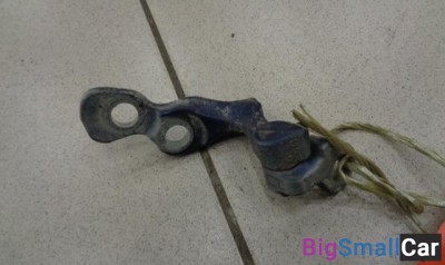 Петля двери передней правой нижняя от Ford Focus 2 2008-2011 - купить Батайске