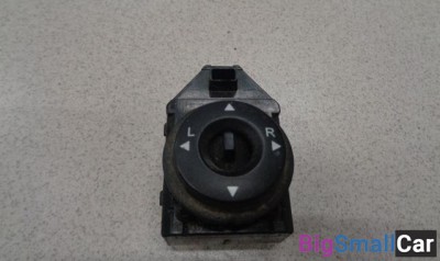 Кнопка регулировки зеркал от Kia Ceed 2006-2012 - купить Батайске