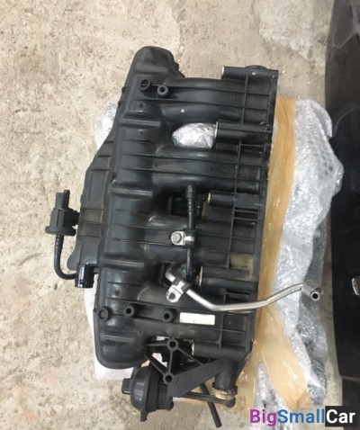 Коллектор впускной пассат б6 1.8