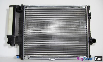 Радиатор охлаждения BMW E34 склад16 - купить Батайске