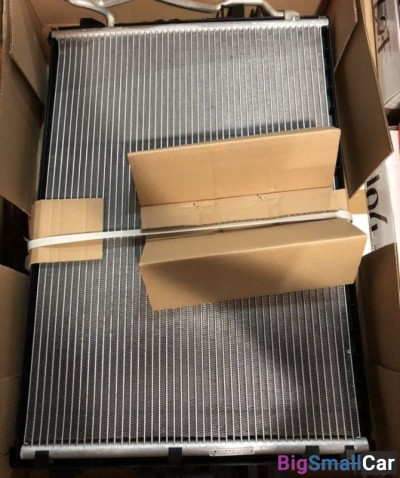 Радиатор кондиционера Mercedes W221 склад16 - купить Батайске