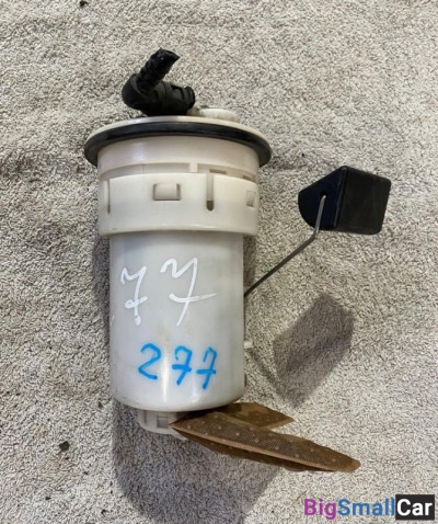 Насос топливный Toyota Corolla Filder