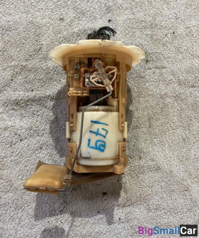 Насос топливный Nissan Sunny FB16