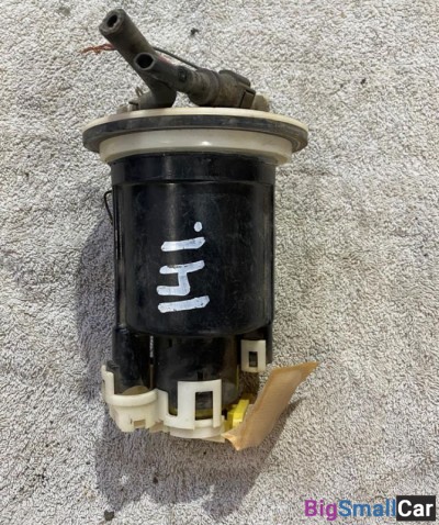 Насос топливный Mitsubishi Lancer 4G-18