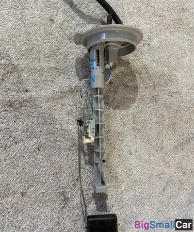 Насос топливный Chevrolet Captiva 2.0