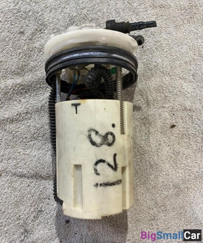 Насос топливный Toyota Avensis 1ZZ - купить Батайске