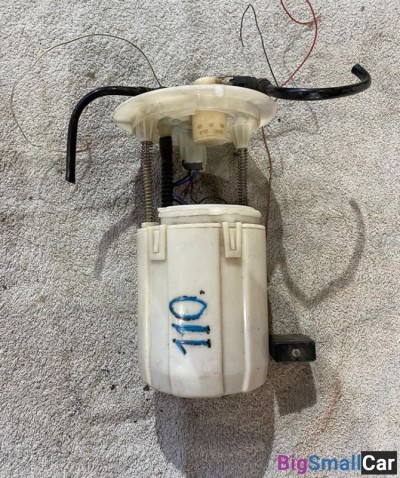 Насос топливный Toyota Prius 20 - купить Батайске