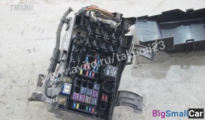 Блоки предохранителей Toyota - купить Батайске