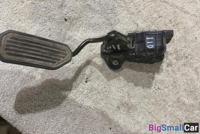 Педаль газа Toyota Prius 20 - купить Батайске