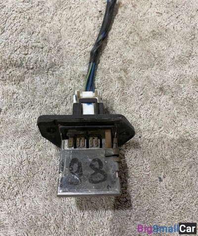 Резистор печки Mazda Demio - купить Батайске