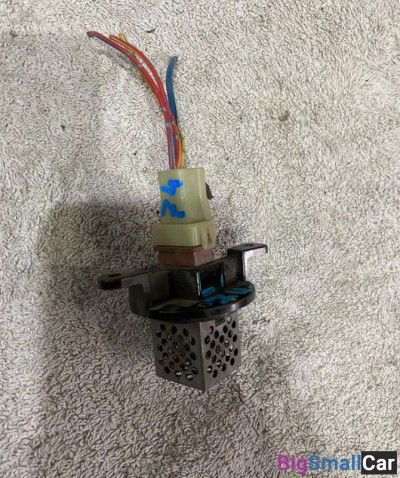 Резистор печки Honda FIT - купить Батайске