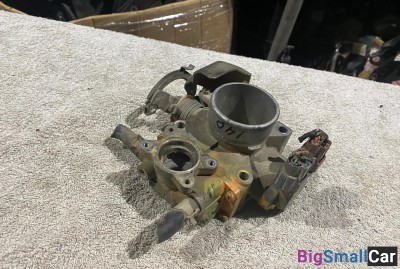 Дроссельная заслонка Nissan Bluebird FB16