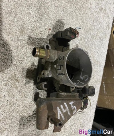 Дроссельная заслонка Toyota Avensis RH