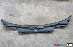 Планка обтекателя (жабо) (51 Оснащение Кузов) 51717206135 - купить Батайске