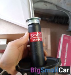 Амортизатор передний газовый Kia Sportage Амортизатор передний газовый Kia Sportage