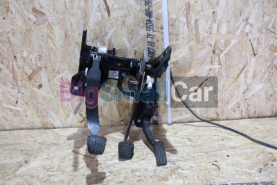Педальный узел Opel Astra J 2009-2014
