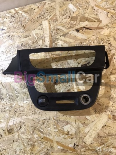 Рамка магнитолы Renault fluence - купить Батайске