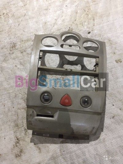 Накладка торпеды Renault Megane 2 рено меган 2 - купить Батайске