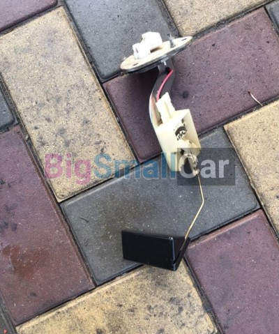 Датчик уровня топлива Mitsubishi Lancer 9 Датчик уровня топлива Mitsubishi Lancer 9